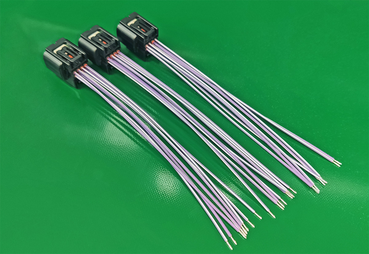 全自動單頭浸錫 穿防水栓插殼機(jī)